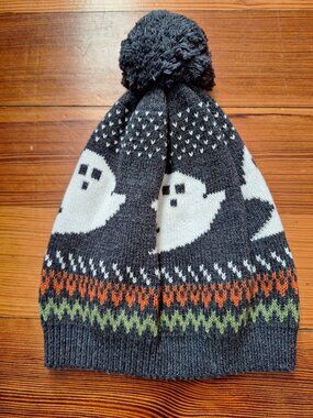 ModCloth - You've Been Ghosted Beanie & Scarf